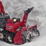 ホンダ 中型除雪機 HSM1380i HSM1390i 雪に乗り上げる場合の除雪 -前後進除雪-