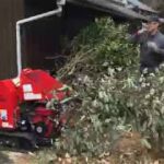 樹木粉砕機とシュレッダーの株式会社カルイ　枝の広がった庭木の粉砕　ドラコンKDC-1301B