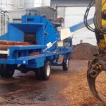 移動式破砕機 6000C／sawdust produce machine Model 6000C  Mobile Type