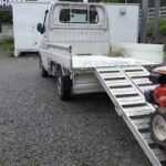 Kubota 耕運機・管理機を軽トラックに積み込み、固定