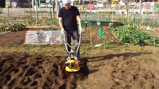 家庭菜園用耕運機　RCVK 4200　実践７ （RYOBI　リョービ　カルチベータ）　耕運機　Cultivator　家庭菜園この時期はこれで決まり。