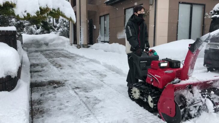 ホンダハイブリッド除雪機 簡単操作