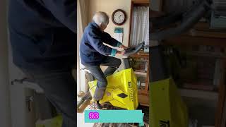 93歳　スピンバイクで鍛える！業務用だから安定して、お年寄りでも安心です！#short#高齢者トレーニング