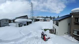 【360度VR】車庫雪下ろし　2022.2.25  除雪機を屋根に上げました。