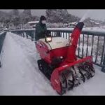 新潟発　ヤンマー除雪機　Je100D　除雪作業