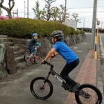 バイクトライアル　公園　遊び