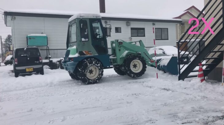 2021-12 今期初除雪(北海道…道東）青い除雪機YAMAHA YT1070 ーミニホイルローダーヤンマーV40