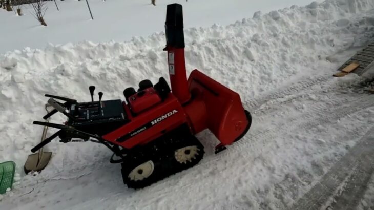 2022.2.7　剪定前に畑に車を停められるよう除雪機で除雪をしたときの動画です。