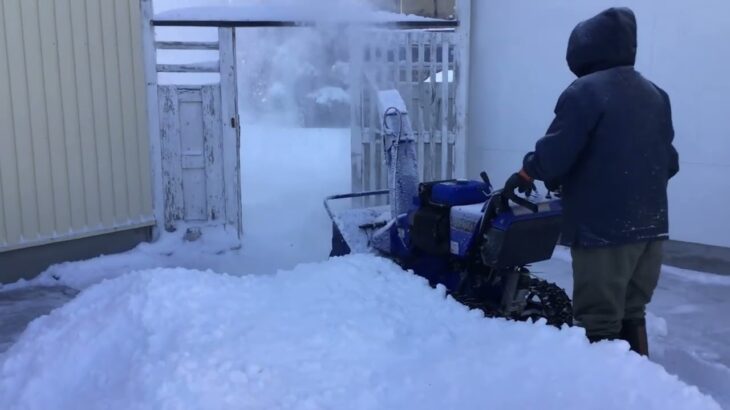 雪が降り積もった！　除雪機出動！　2023年01月17日（火）