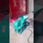 Wood sawdust hammer mill crusher machine for tree branches