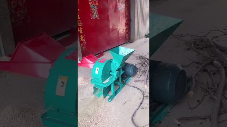 Wood sawdust hammer mill crusher machine for tree branches