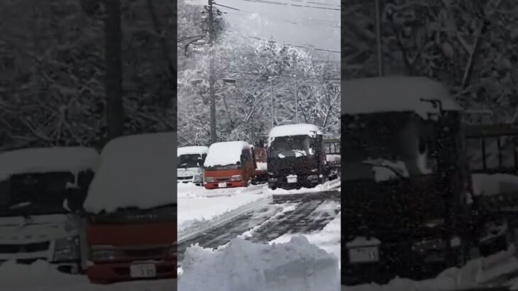 ヤマハ除雪機で雪飛ばしてみたの巻〜80ｾﾝﾁ幅12馬力〜