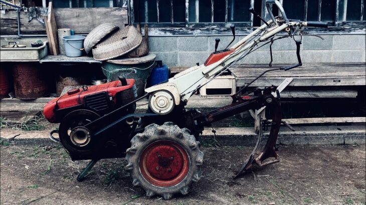 数十年前のヤンマーの耕耘機のエンジンをかけて畑を耕した (ASMR 古い耕運機) Plowing with really old Yanmer walk behind hand tractor