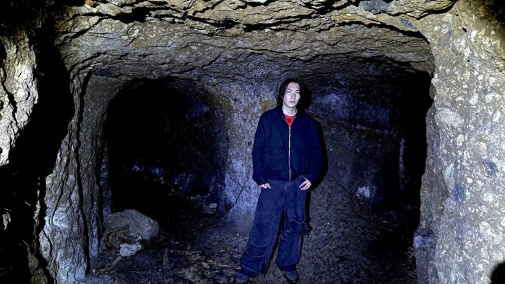八丈島の山奥で日本最大の地下洞窟を見つけてしまいました。