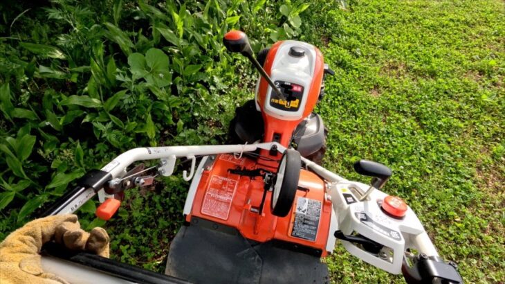 草だらけの畑をクボタ耕運機で耕す/ Tilling a garden full of grass with a Kubota cultivator /  KUBOTA TRS600 陽菜