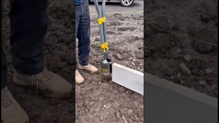 DIGGING Fence Post Holes with the ROUGHNECK Heavy Duty Post Hole Digger