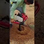 🚜 Make Gardening Easy  🧑‍🌾Using This Eartth Digging Machine Earth Auger
