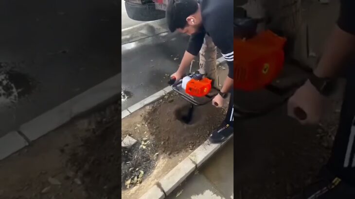 🕳️ Post Hole Digger in Action! | Ground Drilling Made Easy 🚜 #besteverproduct #garden #toolshorts