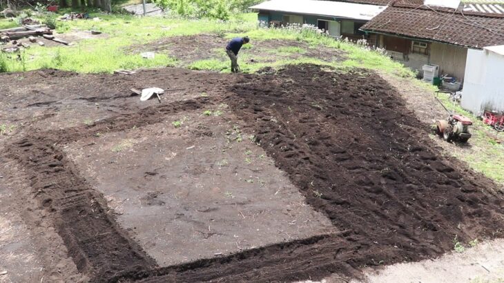 ガチガチの地面に耕運機が敗北‼竹の根を抜いて柔らかい土作り‼