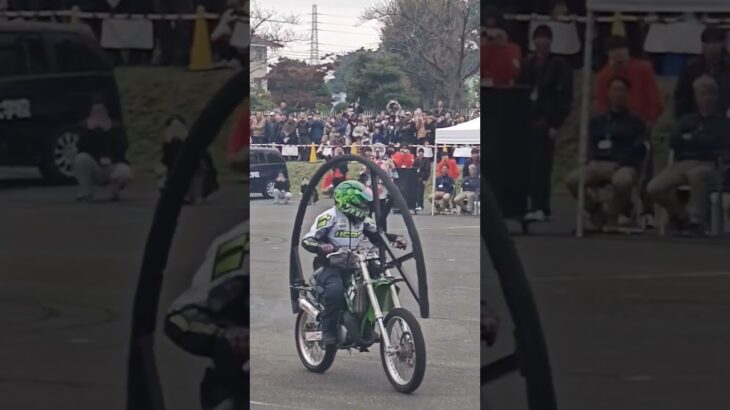 究極の回転、アルティメット🥏スピン、バイクスタント