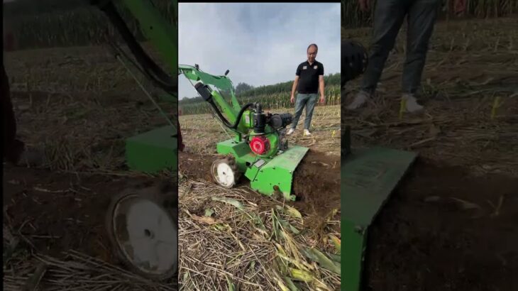 Four-wheel drive micro-tiller Rotary tiller Micro-tiller.