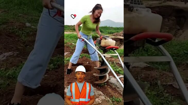 Hole digger machine is very useful for agriculture, which is reliable to operate.#fcnfm #digging