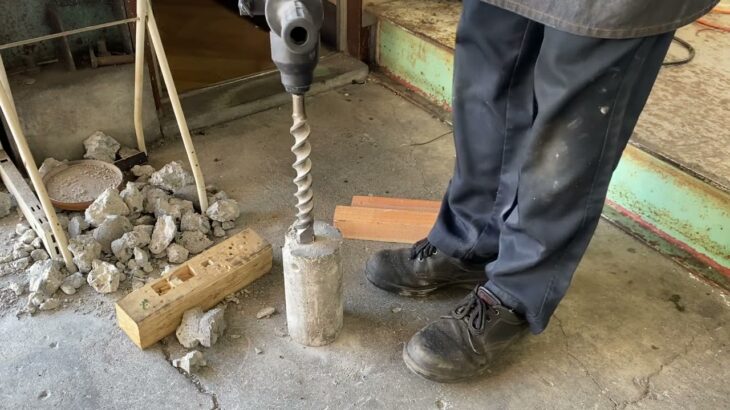 マキタ makita ハンマドリル HR4000C 掘削 削岩 ハツリ 土木工事 SDSmax　【一番館東静岡店】